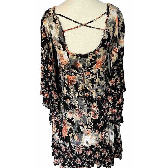 Free People Mini Dress Sz XS Heart Of Gold Dark Floral Boho Bell Sleeve Fairy - Picture 11 of 16